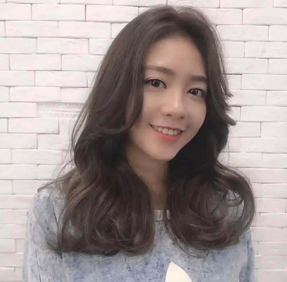 女明星齐肩卷发_短发造型技巧_中年妇女齐肩短发型