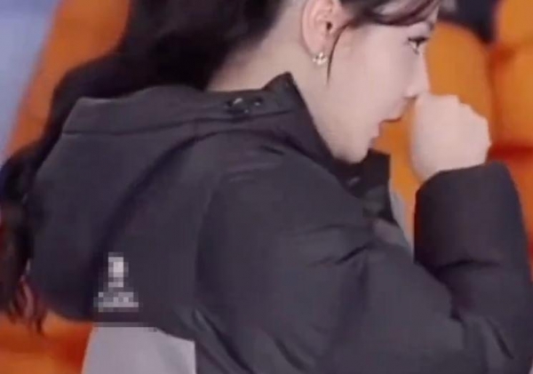 内娱女明星健康问题_33岁迪丽热巴生病现状_明星热点迪丽热巴,